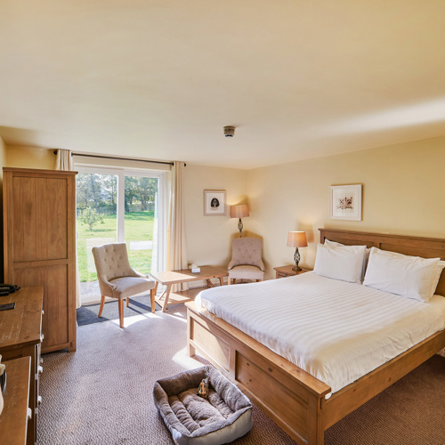 Luxury Suite with Seating Area at Comis Hotel Isle of Man