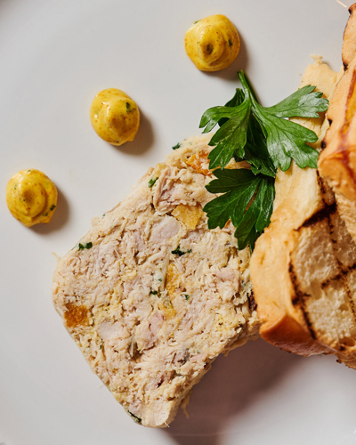 Elegant Dinner Service at Comis Hotel Restaurant